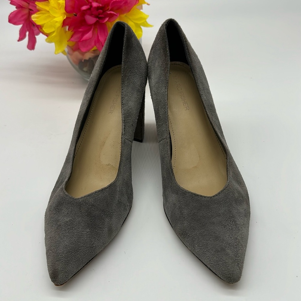 Marc Fisher Gray Pointy Suede Heels Size 7.5 MCH5808G